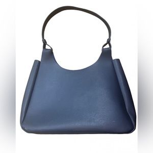 NIEMAN MARCUS blue tote bag; Vegan leather; used; minor damage/scuffs